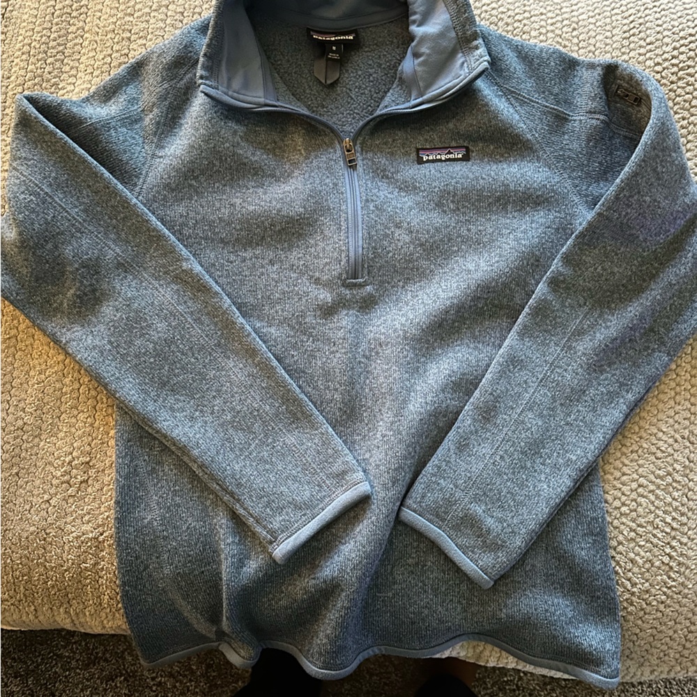 Women’s Patagonia Half-zip Fleece, size medium, blue